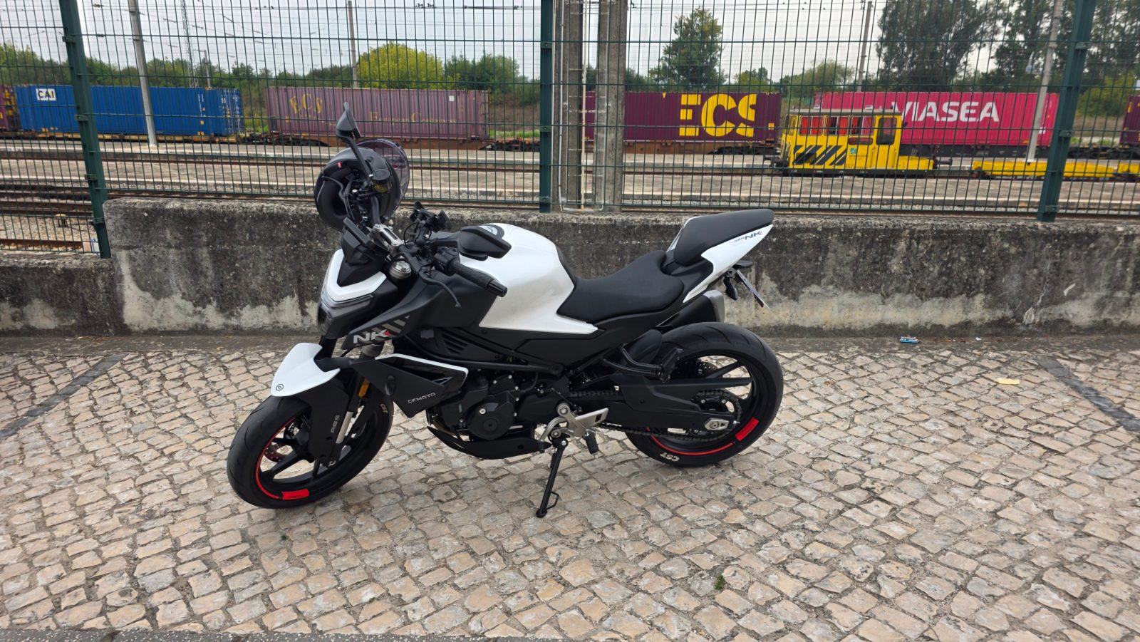 CFMOTO 450NK
